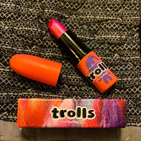 MAC x Good Luck Trolls: Frost Lipstick: Dance Off Pants Off 🕺Limited Edition!